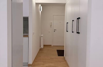 Location d’un appartement lumineux de 2 pièces, 65 m², Belgrade, Serbie